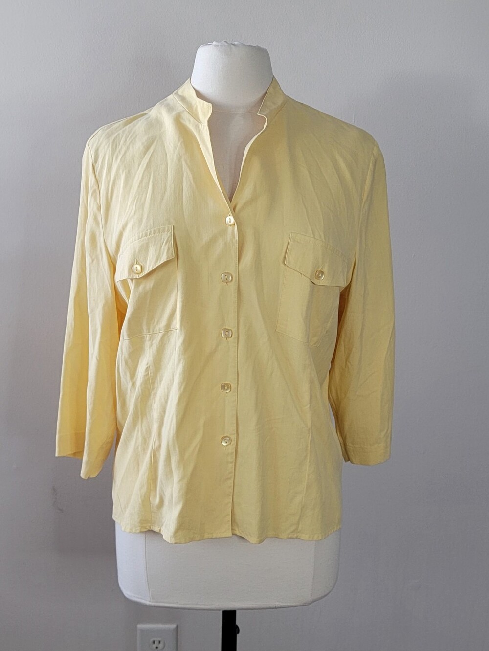 Notations Women’s 100% Silk Button Down Top Size XL  Yellow 3/4 Sleeves EUC